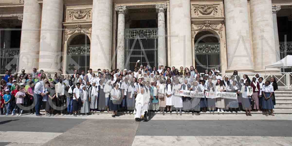 Novizie, Novizi e Juniores da Papa Francesco!